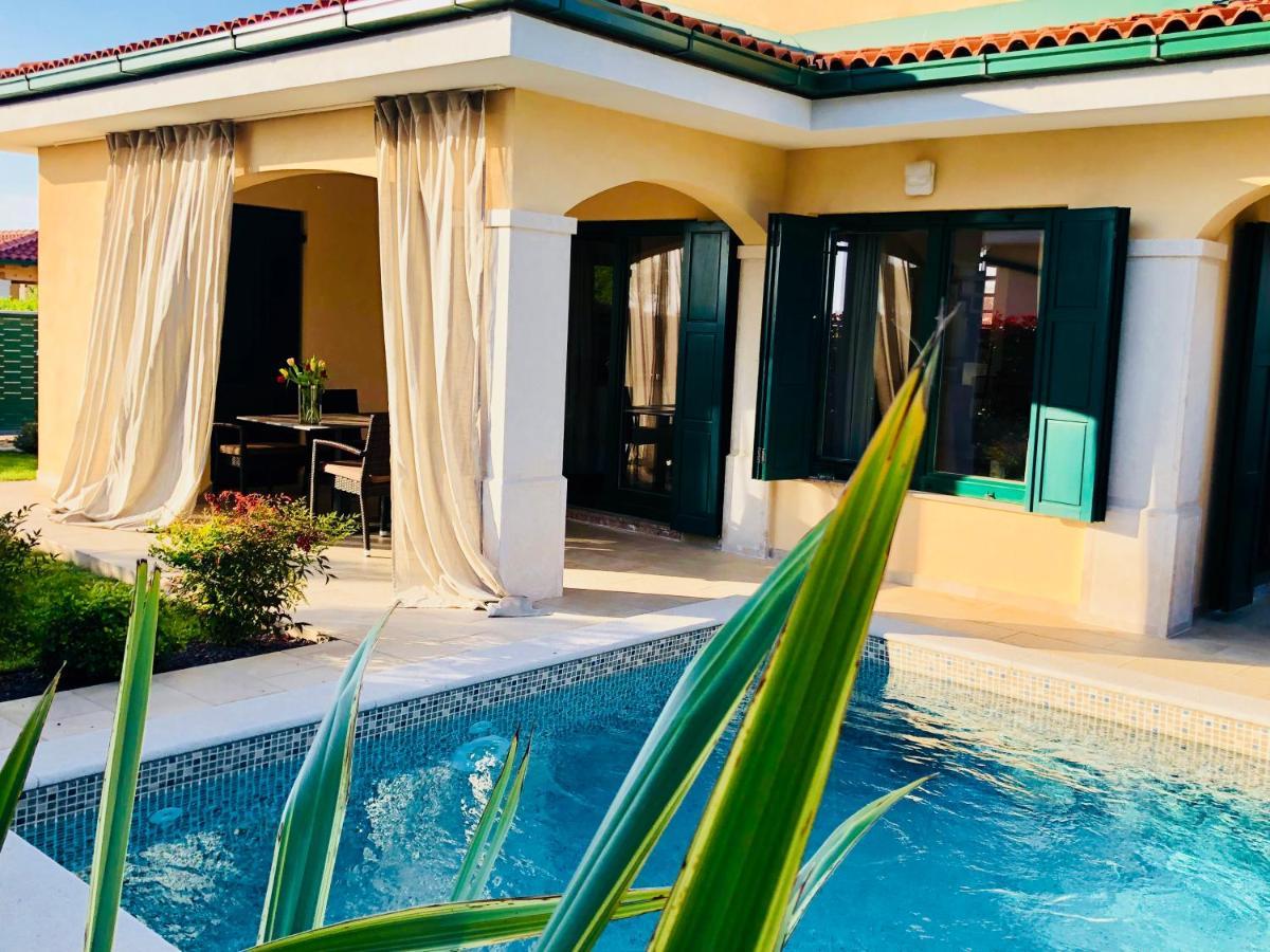 Private Villa "San Servolo House" With Sea View And Private Pool Buje Exterior photo